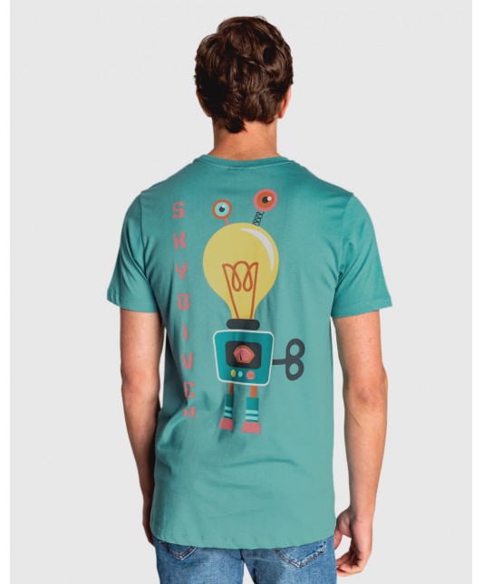 CAMISETA VERDE CON DIBUJO DE ROBOT BOMBILLA EN ESPALDA